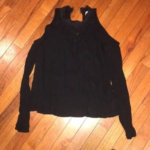 Open shoulder dress shirt.